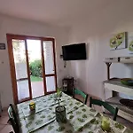 Con Giardino In In Centro Villasimius